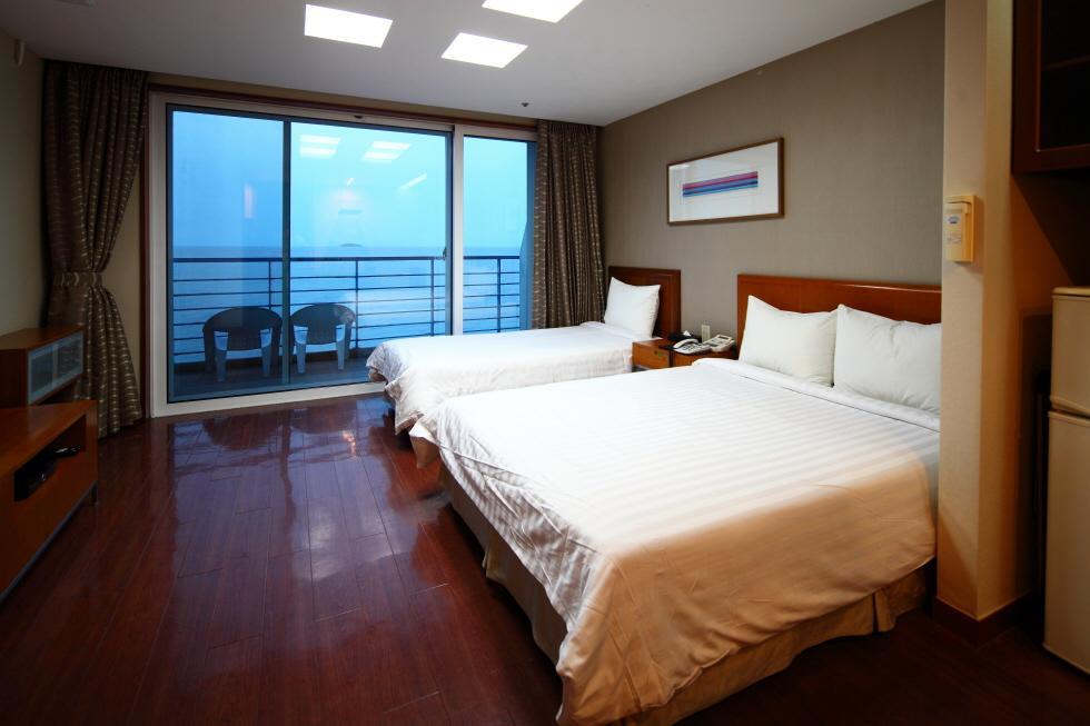 Hotel Resom Ocean Castle Taean Esterno foto