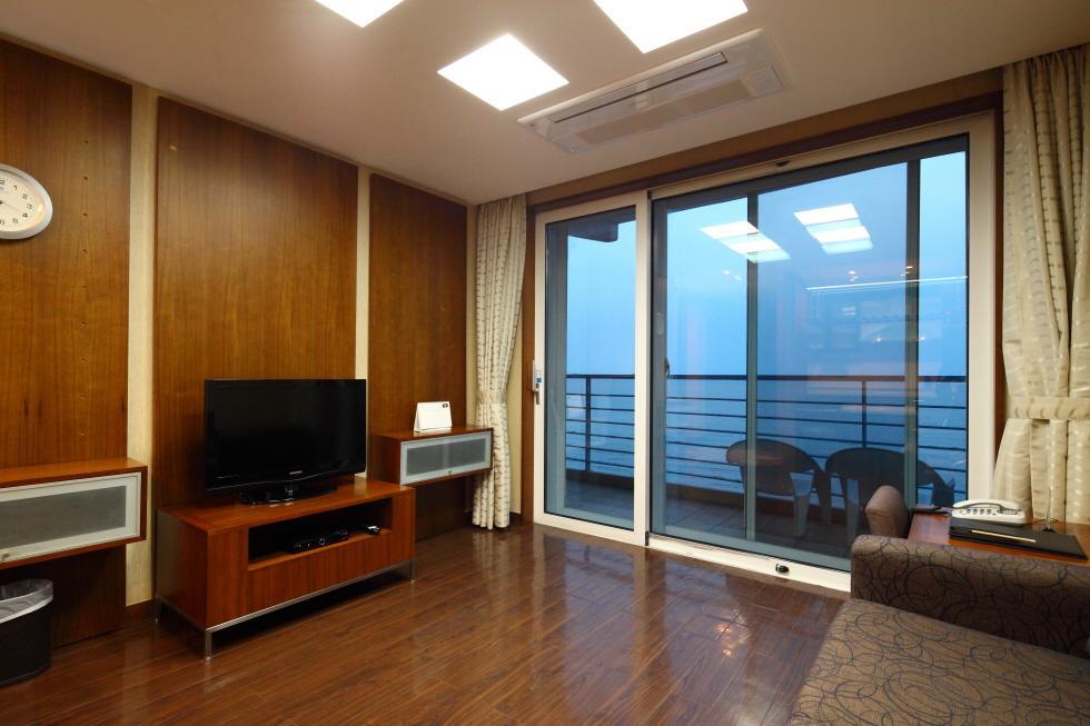 Hotel Resom Ocean Castle Taean Esterno foto